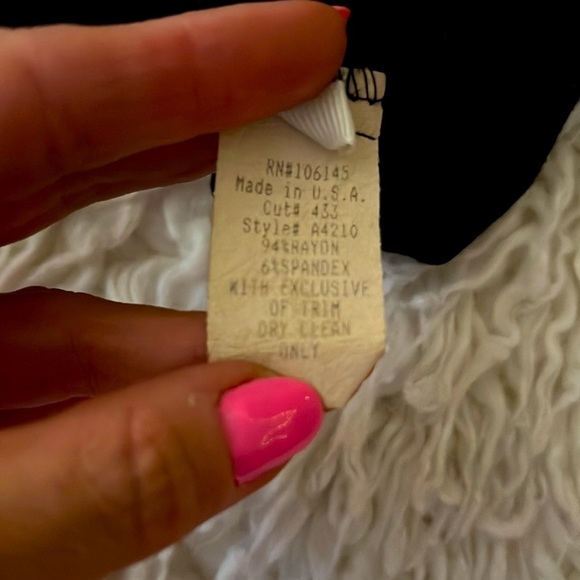 Co-Op 4 Barneyโs Lovely MIDI Dress! Cute & classic! Perfect 4 Valentine's Day ๐ - Picture 16 of 16